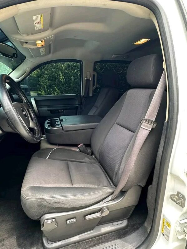 2014 GMC Duramax 4x4 - Image 11