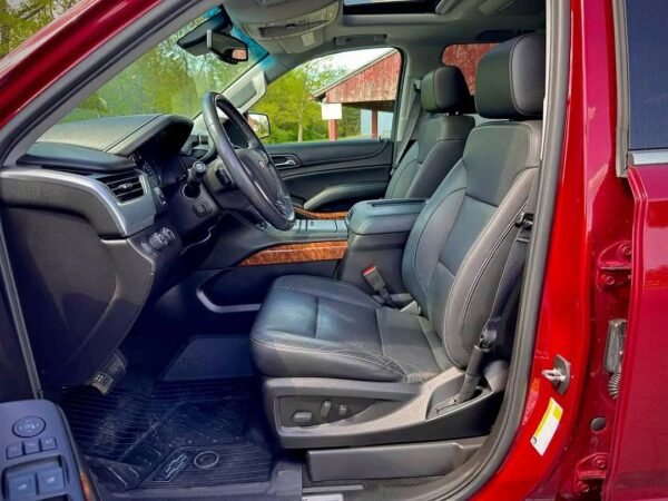 2018 Chevrolet Tahoe Premier 4x4 - Image 16