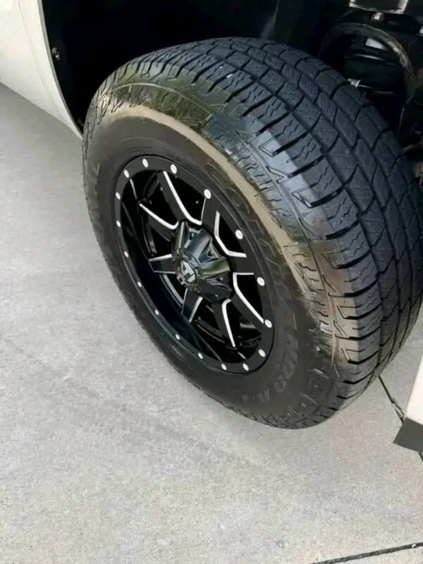 2011 Chevy Silverado 1500 LT Z71 4x4 - Image 17