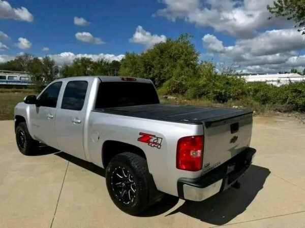 2011 Chevy Silverado 1500 LT Z71 4x4 - Image 16