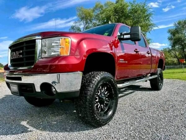 2008 GMC Sierra SLT 4x4 - Image 7