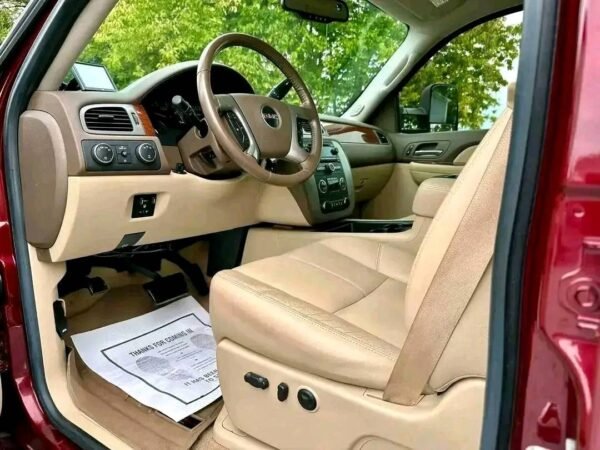 2008 GMC Sierra SLT 4x4 - Image 4