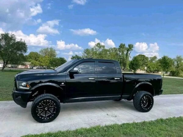 2013 Ram 2500 Laramie 4x4 - Image 15