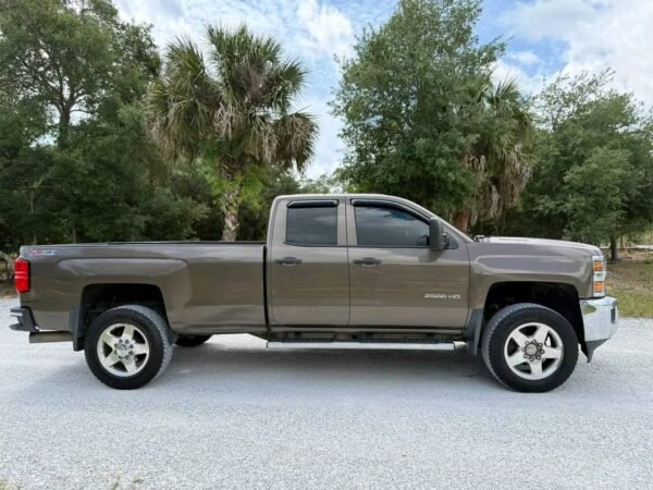 2016 GMC Sierra 2500HD crew cab short bed 4x4 - Image 11